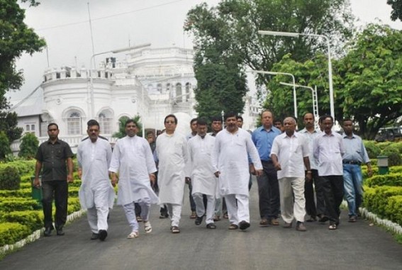 Govt. servant brought in BPL coverage under NFSA, 2013, congress criticises Left for depriving genuine people Govt. servant brought in BPL coverage under NFSA, 2013, congress criticises Left for depriving genuine people